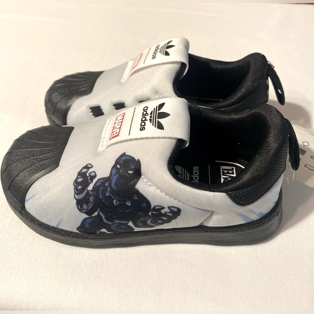 Superstar Adidas Marvel